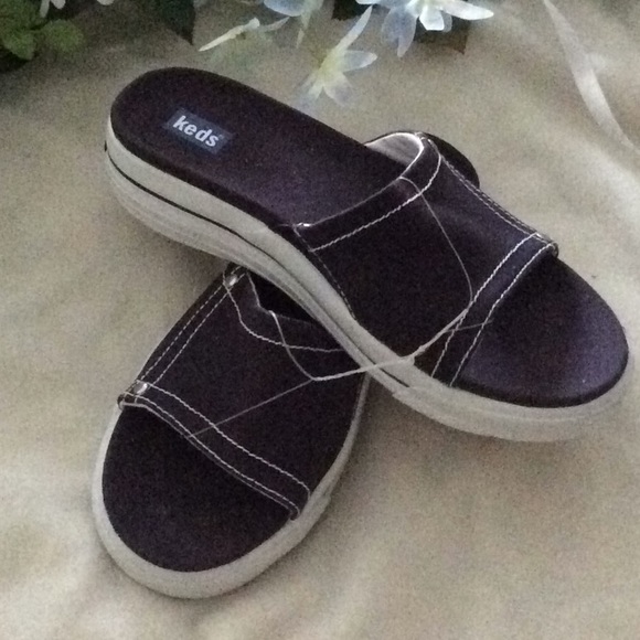 Keds Slides - Picture 2 of 4